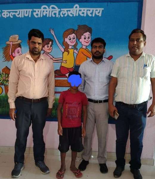 बाल श्रम उन्मूलन अभियान के तहत 12 वर्षीय बच्चा कराया गया मुक्त, दुकानदार पर केस दर्ज 